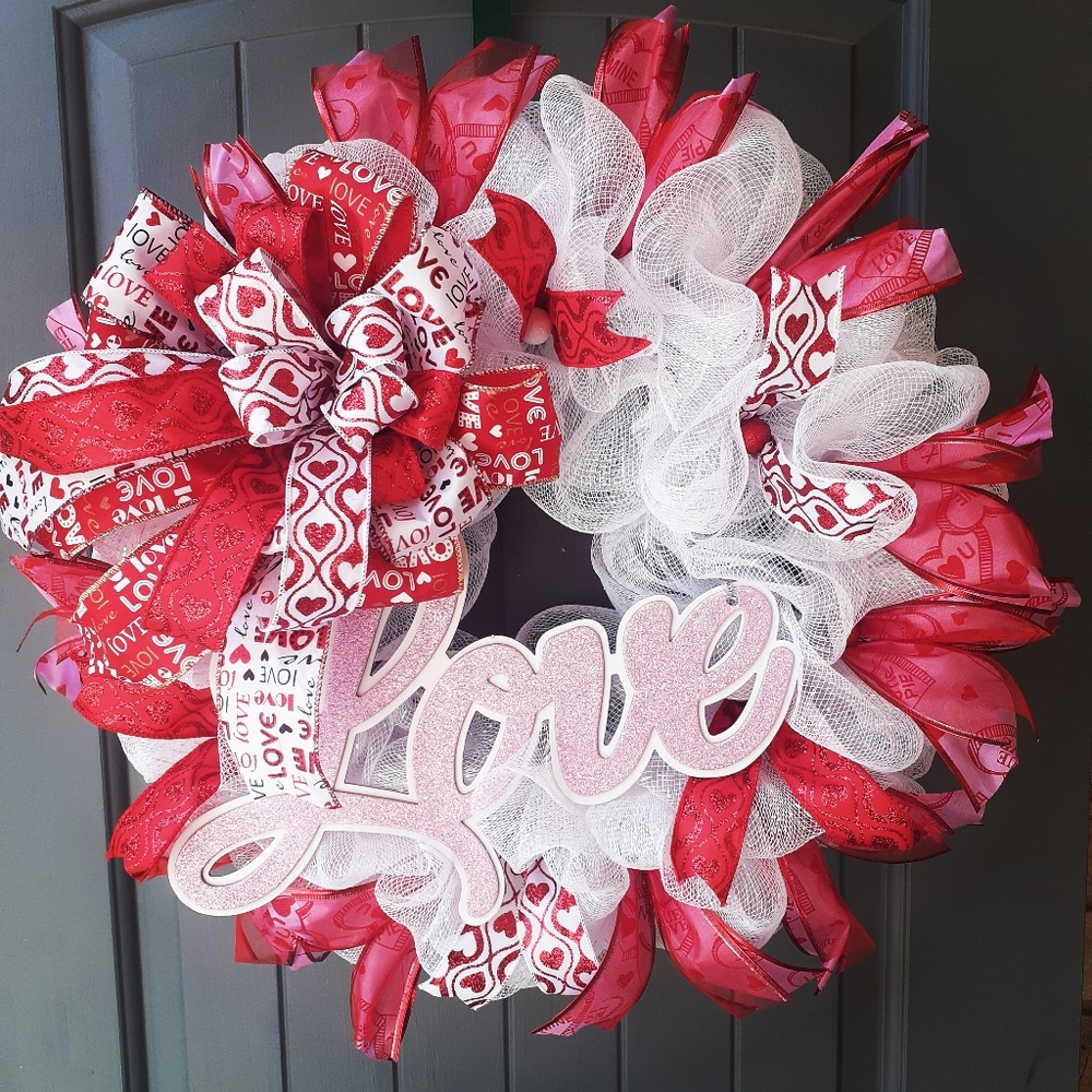 Love Valentine's Day Wreath